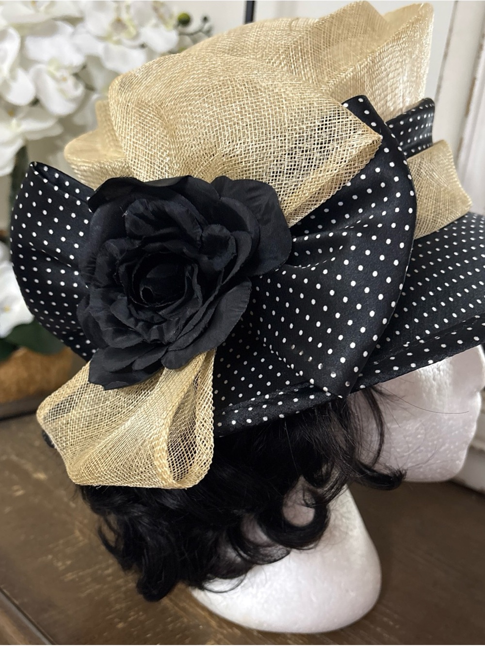 Womens Black & Natural Straw Polka Dot Wide-Brim Hat - Picture 2 of 5